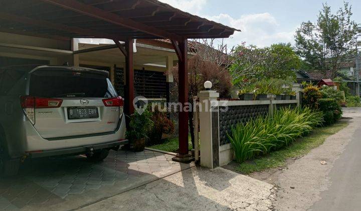 Rumah SHM Dan Furnished Taman Luas Dekat Uii 1