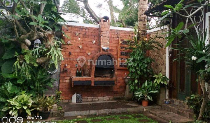 Rumah Artistis Minimalis 2 Lantai Bagus Di Serpong, Tangerang Selatan. Ftr 1