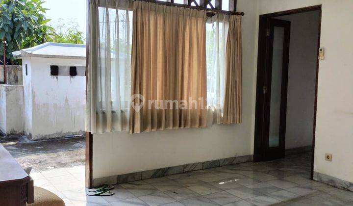 Rumah 2 Lantai Bagus SHM di Komplek Baliview Cirendeu, Jakarta Selatan. Hen 1