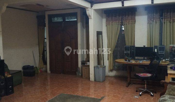 Rumah Dengan Teras Yang Luas Di Sektor 1 Bintaro, Jakarta Selatan, Adn, Han 1