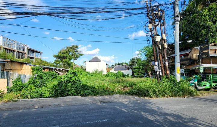 Land for sale in Canggu 200 meters from the beach 2