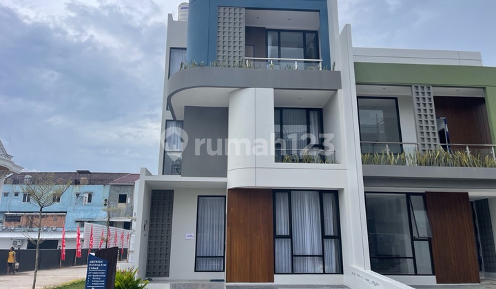 Dijual Rumah Mewah Jalan Demang Lebar Daun Palembang