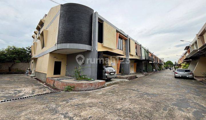 Dijual Townhouse Jalan Inspektur Marzuki Pakjo Palembang Rumah 2