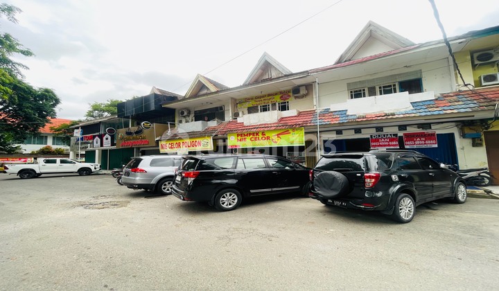 For Rent: Shop House on Jalan Alamsyah Ratu Prawiranegara, Polygon Complex, Ilir Barat I