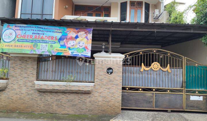 Disewakan Murah, Rumah Di Lokasi Strategis Pusat Kota, Cocok Untuk Tinggal Atau Kantor. Rumah Bagus 1