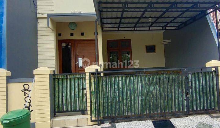 Di Jual Rumah 2 Lwntai Siap Huni Di Utqn Kayu Jakarta Timur 1