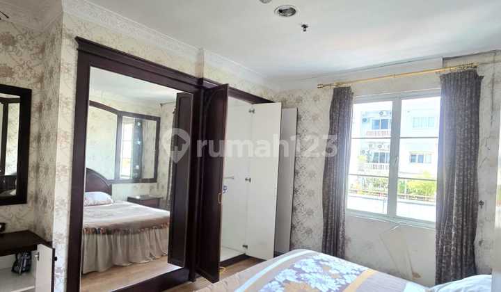 For Sale Furnished French Walk Moi Apartment in Kelapa Gading, Jakarta