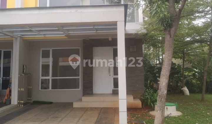 For Rent 2-Story House European Cluster Sedayu City Kelapa Gading For Rent 2-Story House European Cluster Sedayu City Kelapa Gading