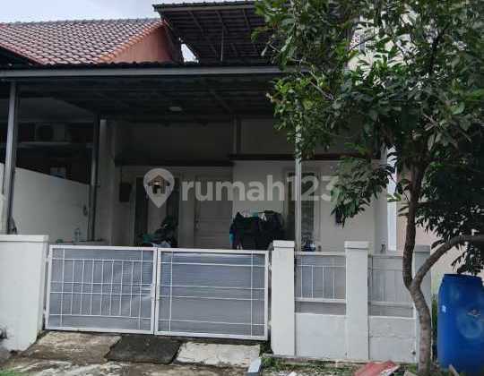 Rumah 2 Lantai SHM di Perumahan Bumi Anggrek, Bekasi
