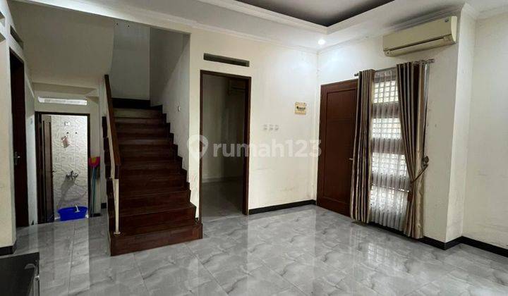 Dijual Rumah Hook Bagus 2 Lantai Di Harapan Indah  2