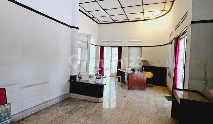 Dago Bandung Business Space for Rent - Hook, Perfect for Cafe / Restaurant | 750 Million / Year Dago Bandung Business Space for Rent - Hook, Perfect for Cafe / Restaurant | 750 Million / Year