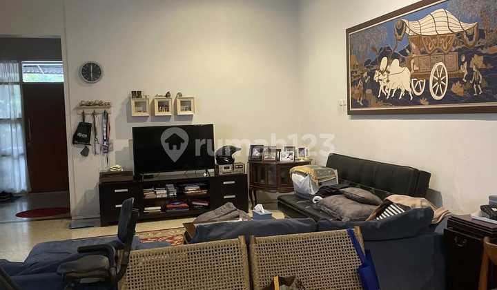 For Sale Active Favorite House & Cafe on Golf Street, Arcamanik, Bandung 2