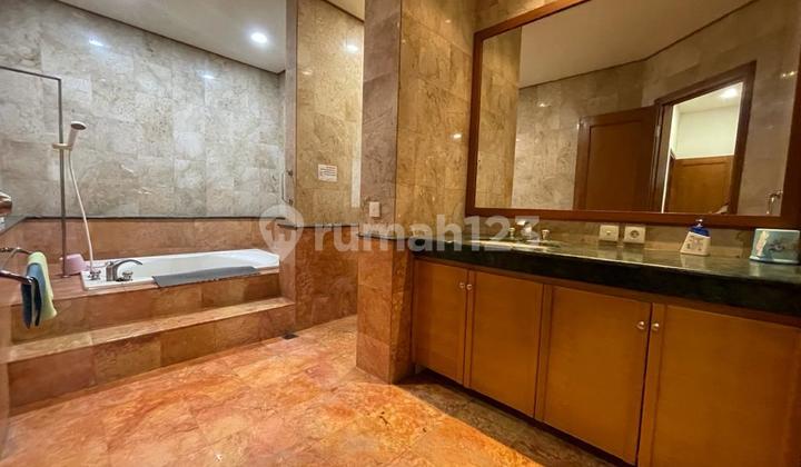Keburu Naik Lagi Ayo!" Rumah Sangat Terawat Cipaku Indah 1