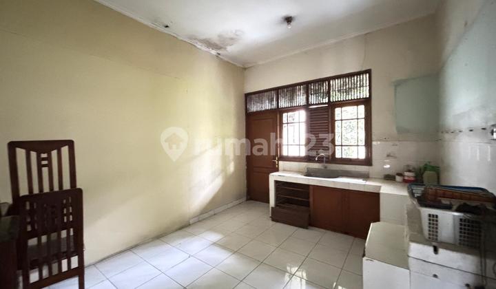 Rumah Tinggal Kokoh Cluster Rapi Bersih 1 Gate di Harga Bawah NJOP Rumah Tinggal Kokoh Cluster Rapi Bersih 1 Gate di Harga Bawah NJOP