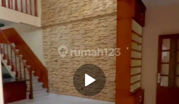 Rumah 2,5 Lantai 2,7M di Soekarno Hatta Bandung - 6 KT Siap Huni