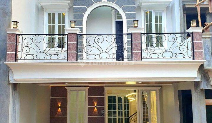 Rumah Murah 1 M-an Dekat Jalan Raya Srengseng Sawah Jakarta Selatan 1