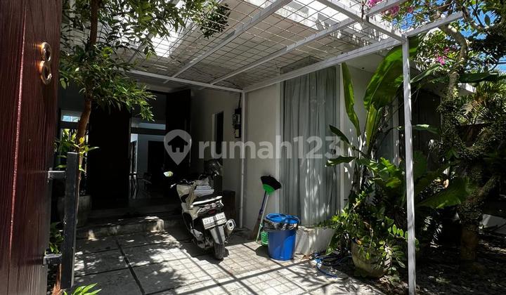 Villa Furnish 2Lt 230M2 Hanya 50Mtr Dari Raya Canggu Dkt Pantai Berawa