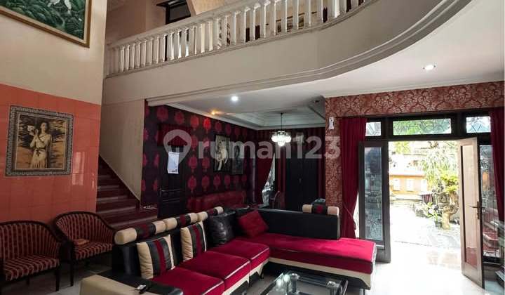 Rumah Mewah Furnis 3are Elit Sekar Tunjung Gatsu Timur Dkt Mall Living 2