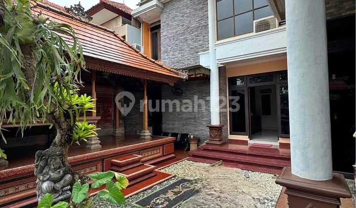 Rumah Mewah Furnis 3are Elit Sekar Tunjung Gatsu Timur Dkt Mall Living