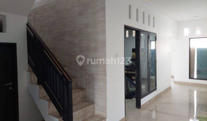 Rmh Strategis 2lt 187m2 Raya Singosari A Yani Jl6mtr Dkt Gatsu,puspem 2