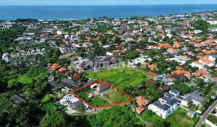 Buc Tanah 2130M2 Bonus 1 Villa Baru Dkt Pantai Canggu Pererenan Jl5mtr