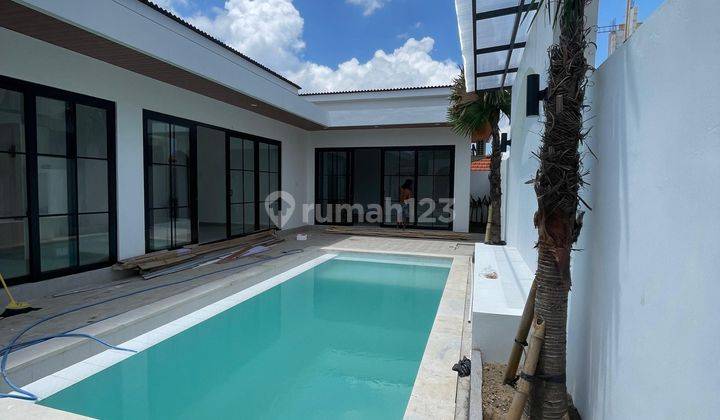 Buc Villa New Gress 2are Near Raya Padonan Canggu Near Restaurant, Gym 2