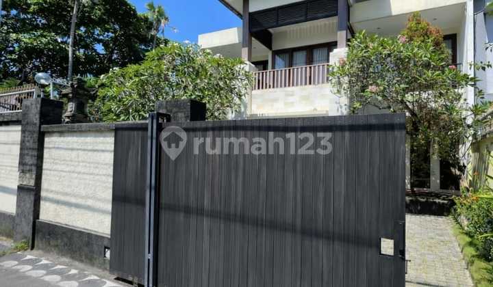 Sale Rumah Semi Villa Ada Pool 6Kamar Strategis Tk Badung Renon Jl6mtr