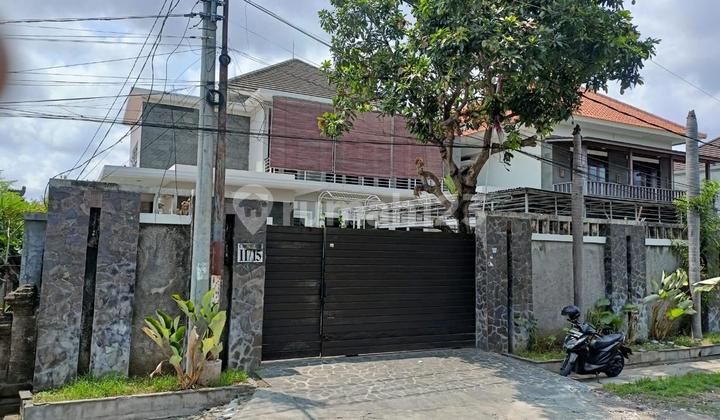 Rumah Elit 2lt 6are Ada Pool Halaman Luas Strategis Buluh Indah Jl6mtr