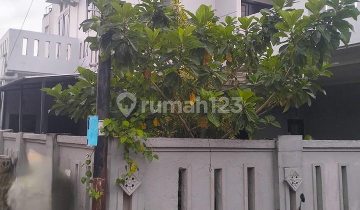 Buc Rumah 2Lt 120M2 Dkt Kaw Villa 4Room Uma Sari Padonan Jl6mtr Aspal 2