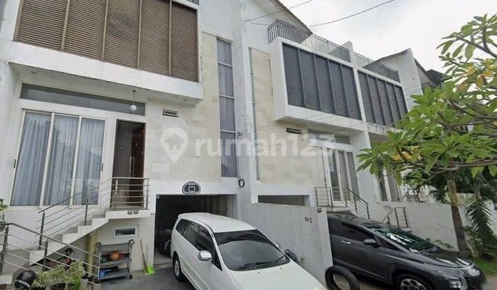 Rumah Mewah 3Lt Ada Pool 4Room Elit Laksmana Dkt Plaza Renon Jl6mtr