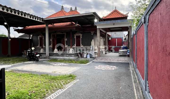 Buc Rumah Stylish 355M2 View Sawah, Halaman Super Luas Padma Utara