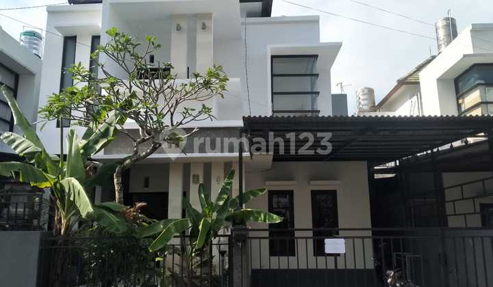 Buc Rumah One Gate 2Lt 112M2 Elit Kebo Iwa Utara Gatsu Barat Jl6mtr