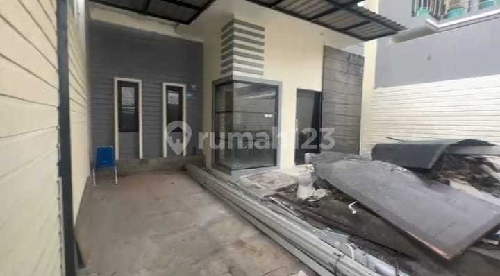 Rumah One Gate 2lt 185m2 Pusat Kota Dkt Raya Di Gatsu Tengah Jl5mtr 2