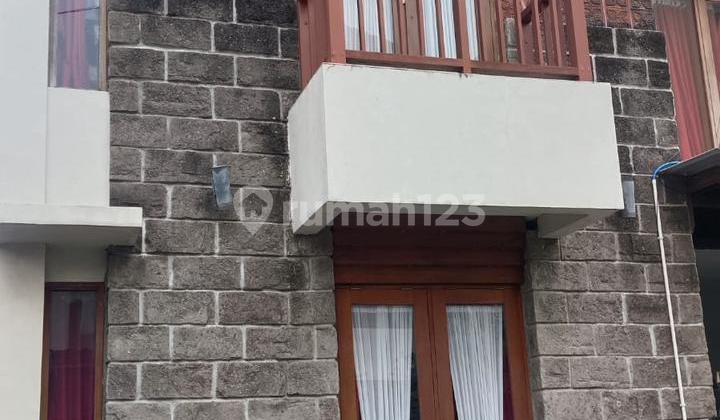 Two-Story House One Gate Elite Area Nusa Indah Near Art Center, Renon, Unwar 2