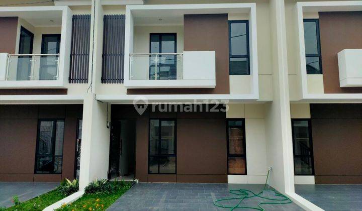 Rumah Mm. Jatimekar Jatiasih, Baru 2 Lantai, Mewah Harga Murah, Minimalis di Kota Bekasi Jual Dijual 2