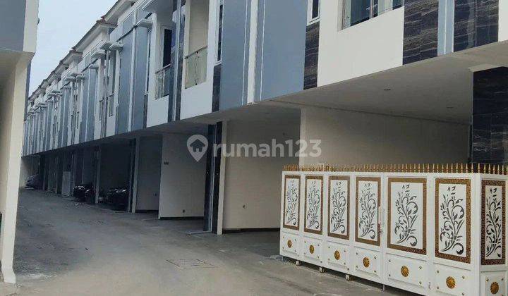 Rumah Pisangan Baru, SIAP HUNI 2 LANTAI Murah Mewah Jatinegara Jaktim Kota Jakarta Timur Jual Dijual 1