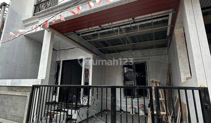 Rumah Klasik Kalisari, Siap Huni Baru 2 Lantai Jaktim Kota Jakarta Timur Kode Arasi122 Jual Dijual 1