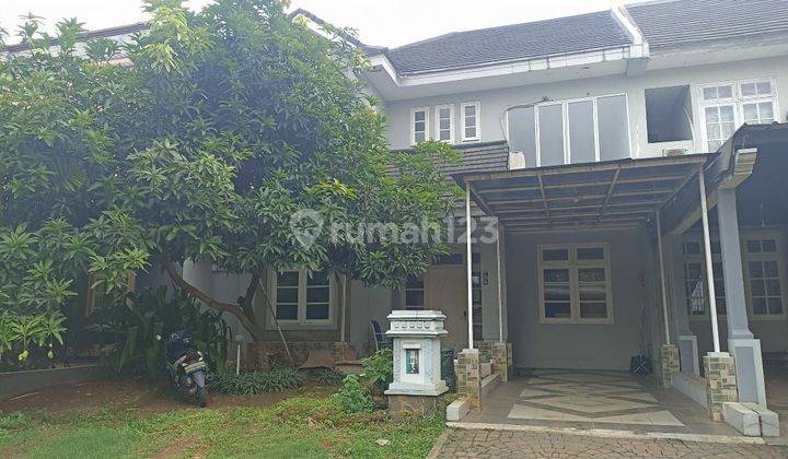 Dijual Rumah 2 lantai di Perum Kota Wisata 1