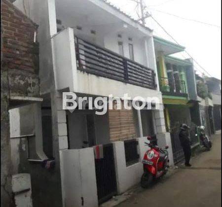 RUMAH 2 LANTAI DI JALAN STRATEGIS DI KOMPLEK MARGA ASIH BANDUNG 2