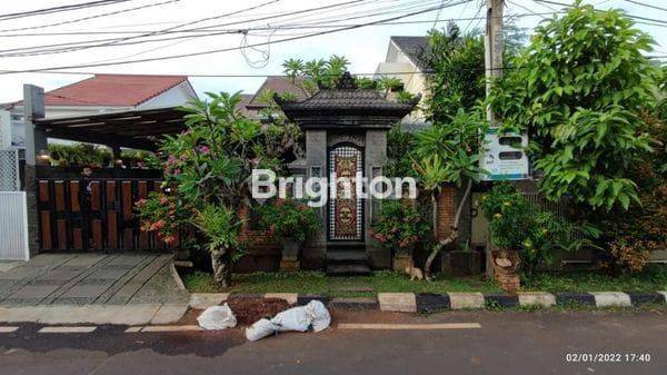 RUMAH ETNIS BALI DALAM CLUSTER DI KRAMAT JATI JAKARTA TIMUR 1