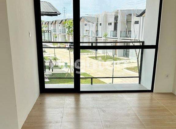 Rumah 2 Lantai Cendana Icon Lippo Karawaci 2