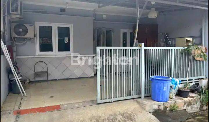 RUMAH ASRI DI KOMPLEK DEPLU  1