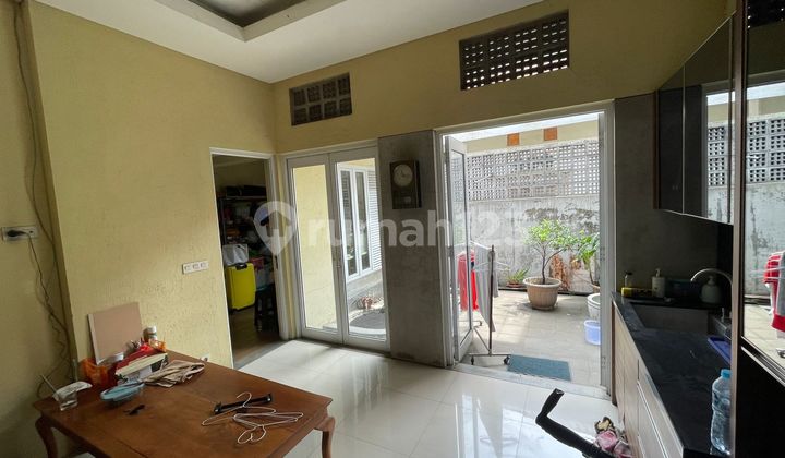 Price Drop!! Quick Sale Shop House at Otista, Downtown Bandung 2