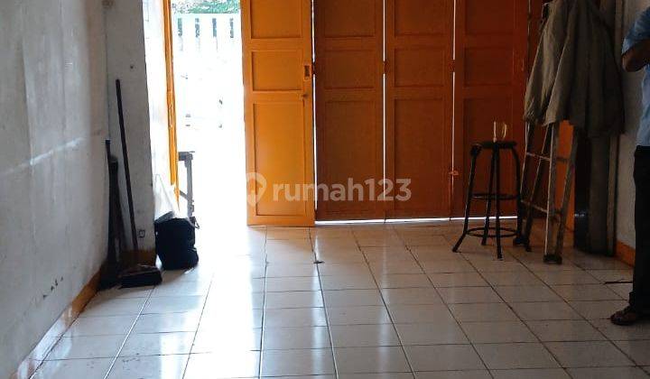 Ruko / ruang usaha minimalis daerah ramai di setiabudi bandung 1