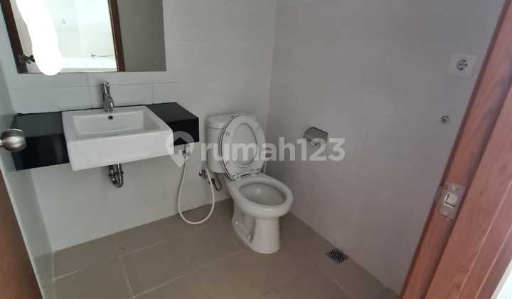 Unit Bersih Terawat!! Beverly Dago Apartment Studio