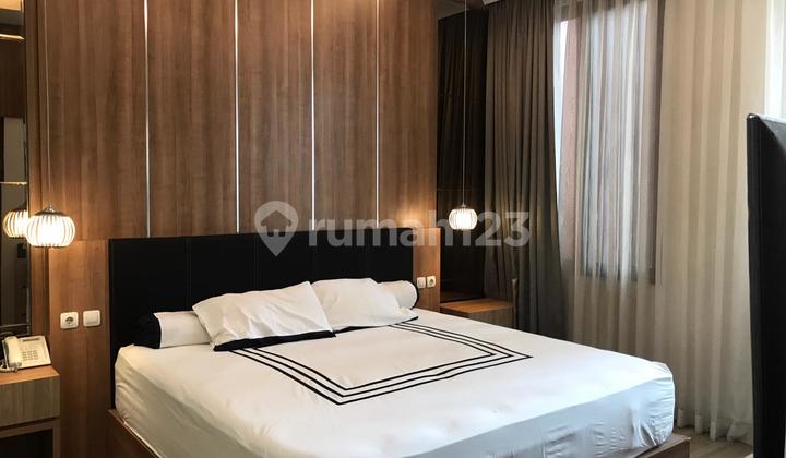 Rumah Siap Huni 2 1/2 Lantai Pinggir Jalan Kopo Strategis Rumah Siap Huni 2 1/2 Lantai Pinggir Jalan Kopo Strategis