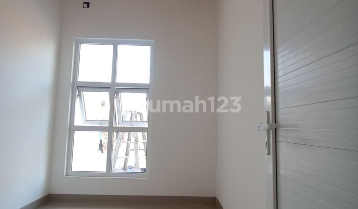 Rumah 2 Lantai Angsuran 5 Jutaan per Bulan dekat Stasiun KRL Rawa Buntu & TOL Serpong 2