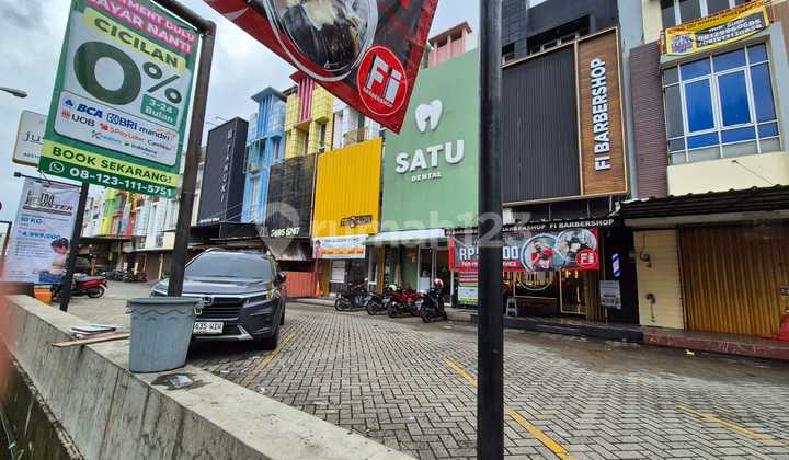 Ruko Murah di Kawasan Bisnis Ramai City Resort Dekat Tol Cengkareng