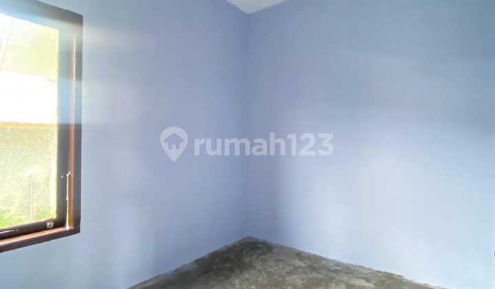 ******** Cuma 1Jjutaan Sebulan Dekat Kantor.balaikota