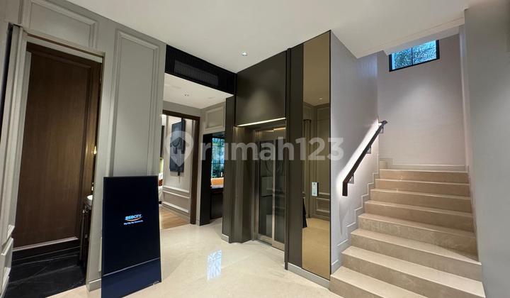 Tresor BSD Rumah Mewah 3 Lantai Private Lift dan Rooftop di Kawasan Premium